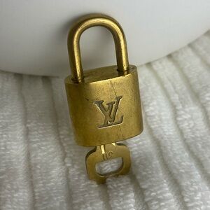 #311 Louis Vuitton Lock and Key